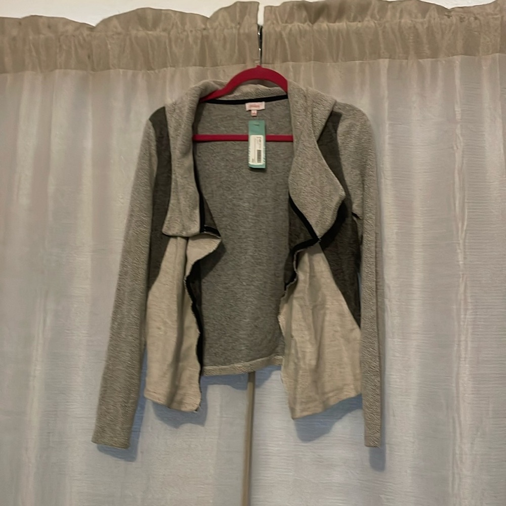 Pixley, never been worn, cute sweater
